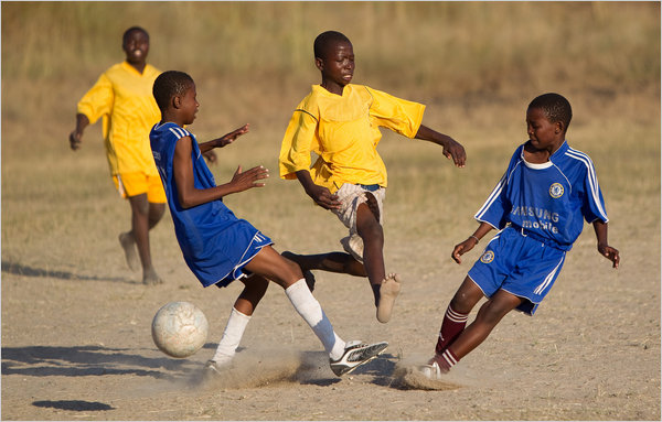 kids-in-south-african-youth-league.jpg